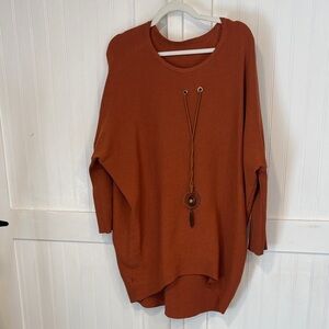 Bluotre:Rust /Orange Oversized Sweater w/  removable Necklace, High low size XXL